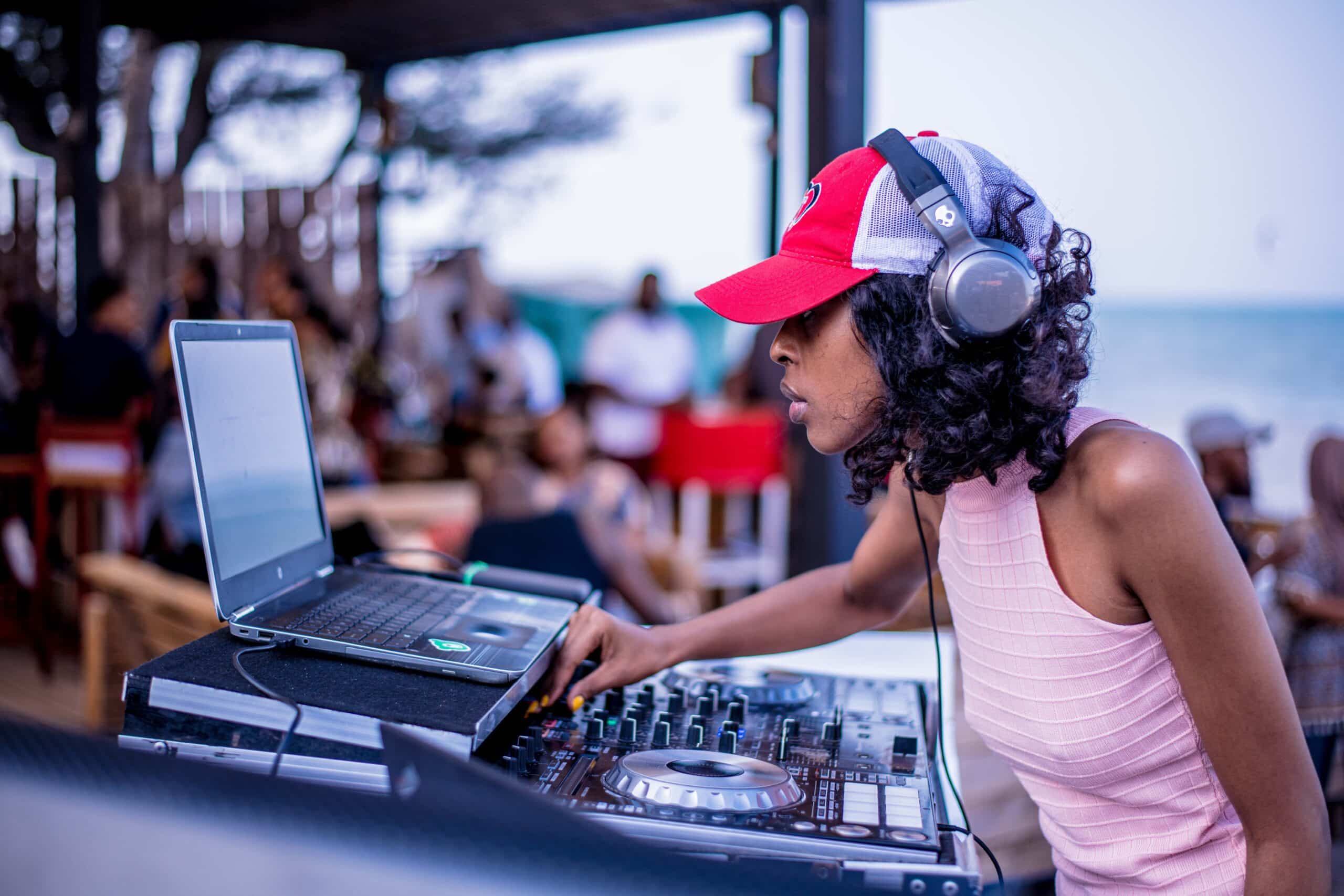 Event DJ Photo by Keegan Checks: https://www.pexels.com/photo/woman-playing-dj-turntable-2880793/