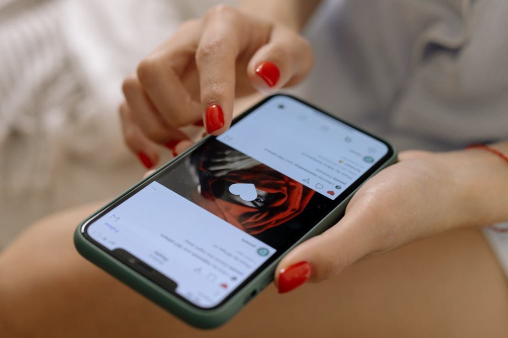 Photo by cottonbro studio: https://www.pexels.com/photo/a-woman-browsing-on-a-smartphone-6963602/