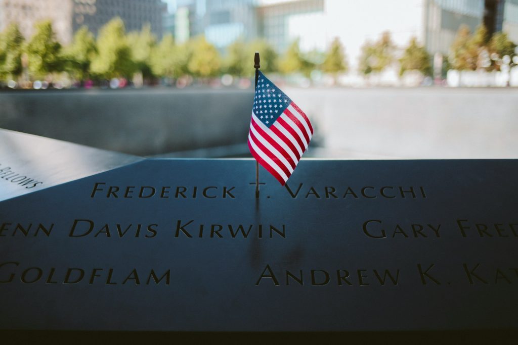 https://unsplash.com/photos/usa-flaglet-ZXNrB_A8AQI Photo by Anthony Fomin on Unsplash