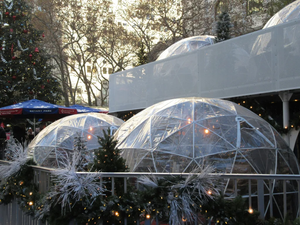https://unsplash.com/photos/transparent-domes-decorated-for-winter-holidays-gzSfXhV5XFc Photo by Peyton Clough on Unsplash