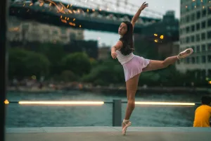 https://unsplash.com/photos/woman-doing-ballet-pose--cN5D9tIFm8 Photo by Naitian Tony Wang on Unsplash
