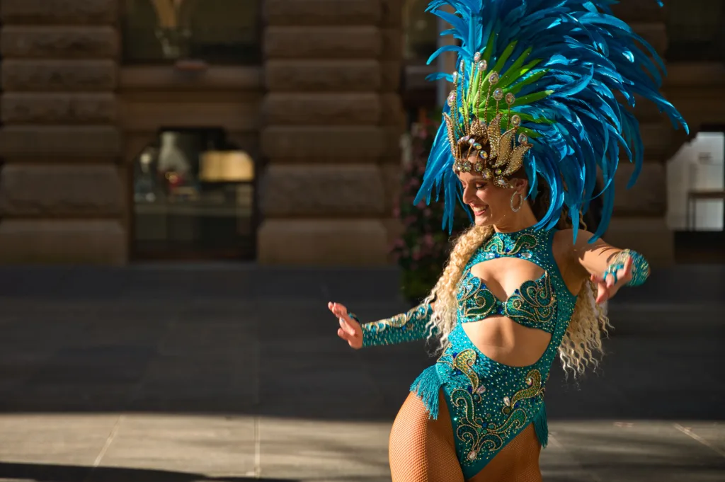 https://www.pexels.com/photo/vibrant-samba-dancer-performing-in-sydney-34021178/
