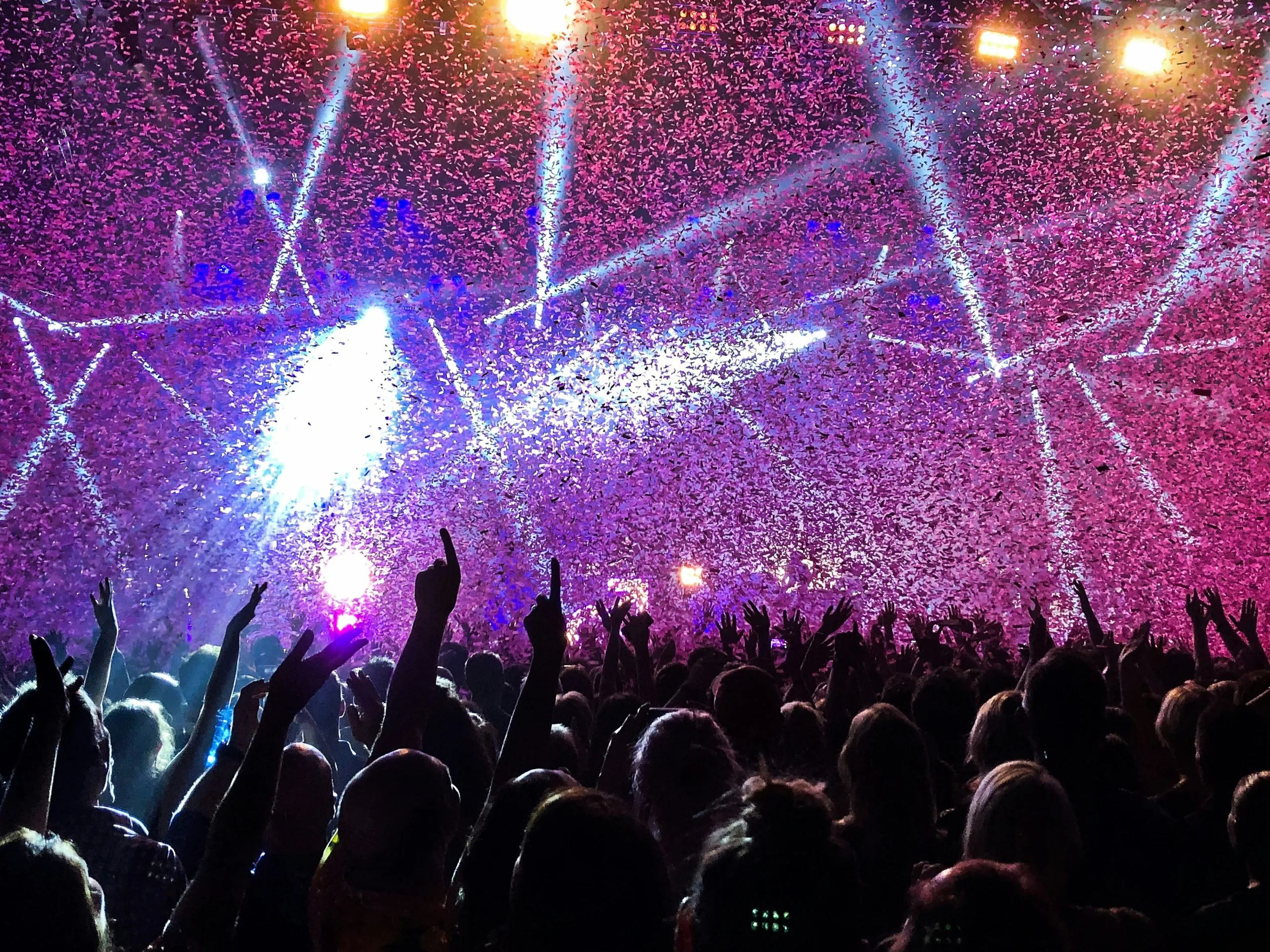 https://unsplash.com/photos/silhouette-of-people-in-concert-u_o0p-wxb8I